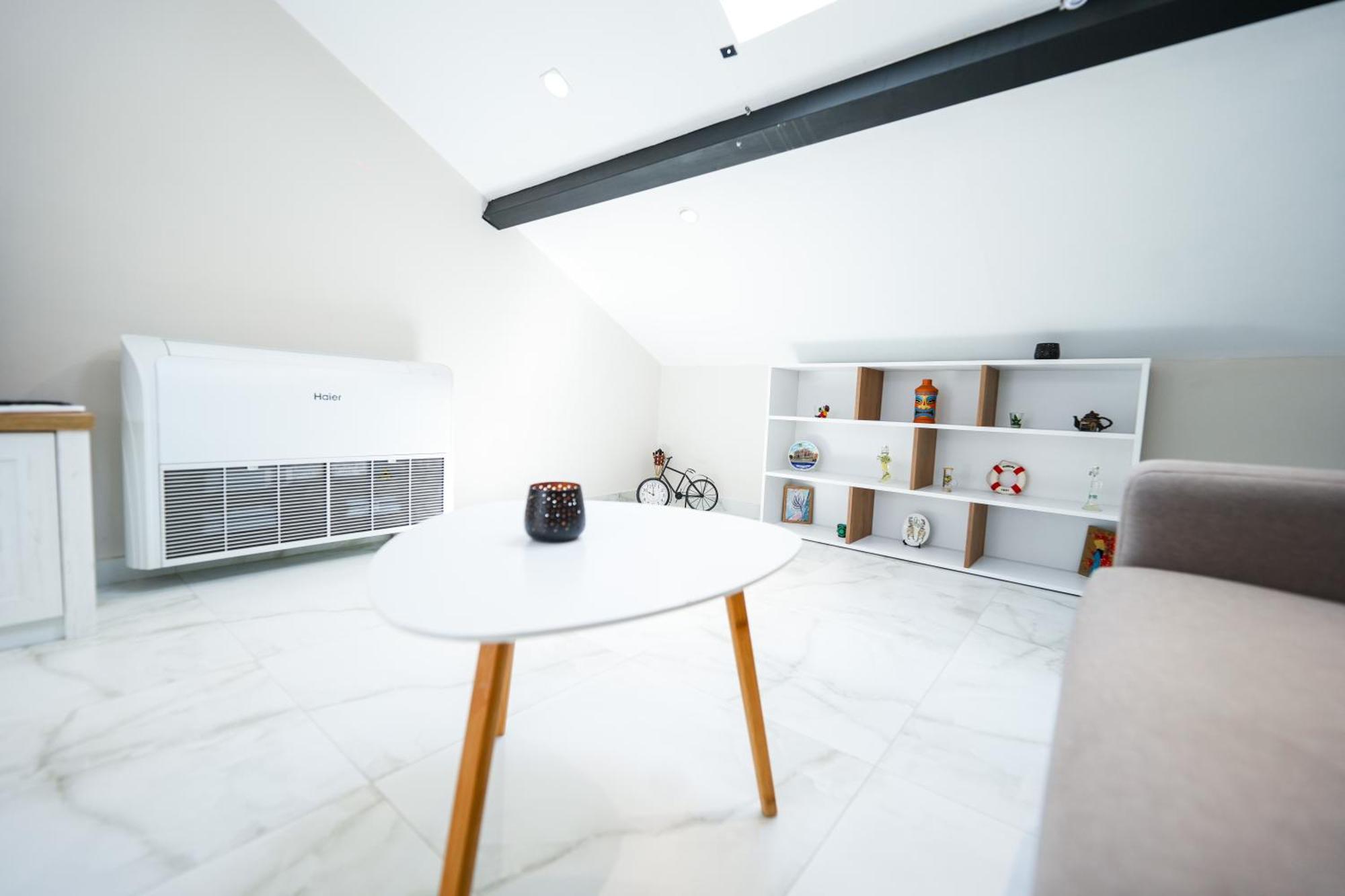 City Center Hideout - Studio Apartment Tiran Dış mekan fotoğraf