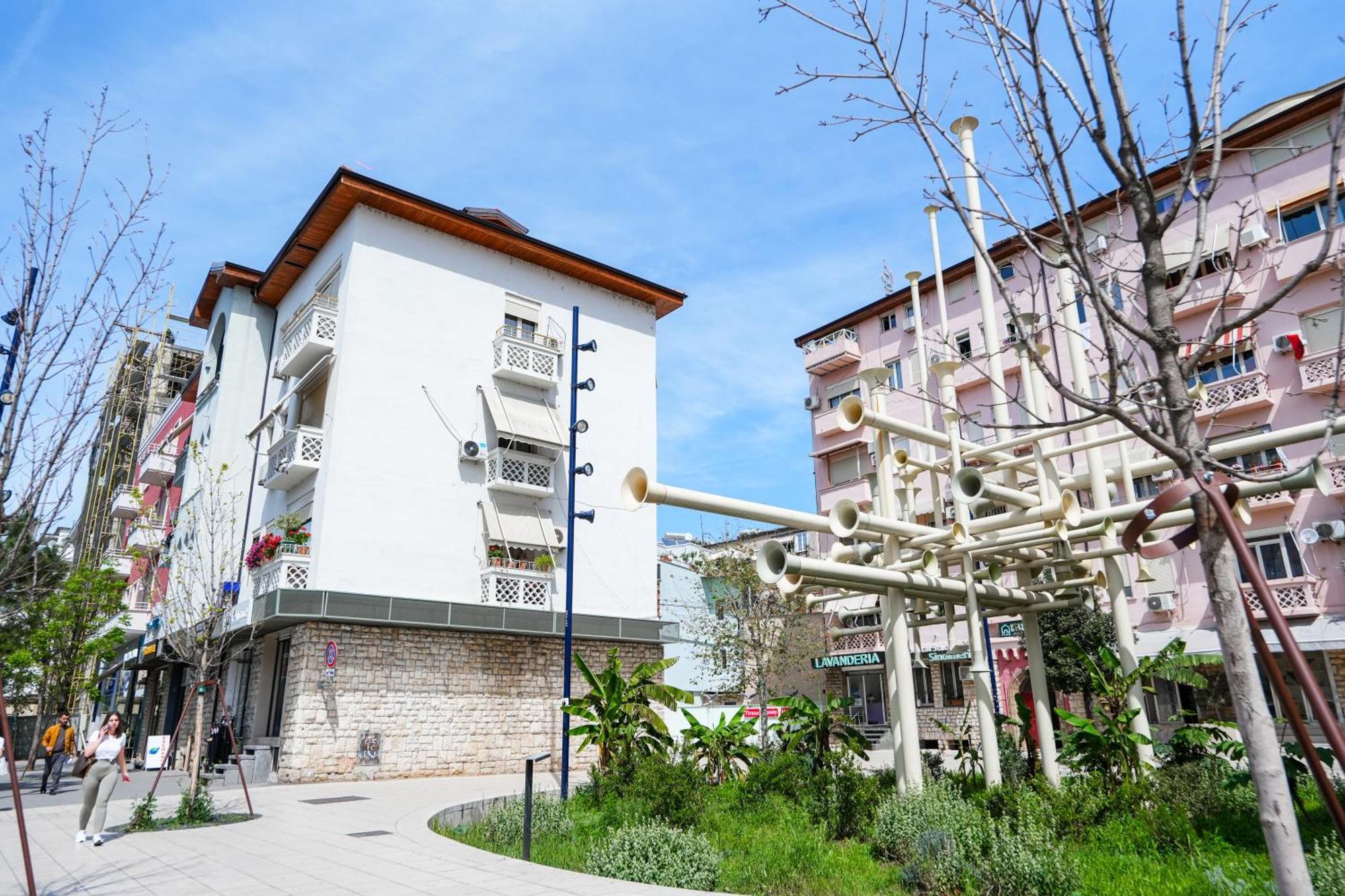 City Center Hideout - Studio Apartment Tiran Dış mekan fotoğraf